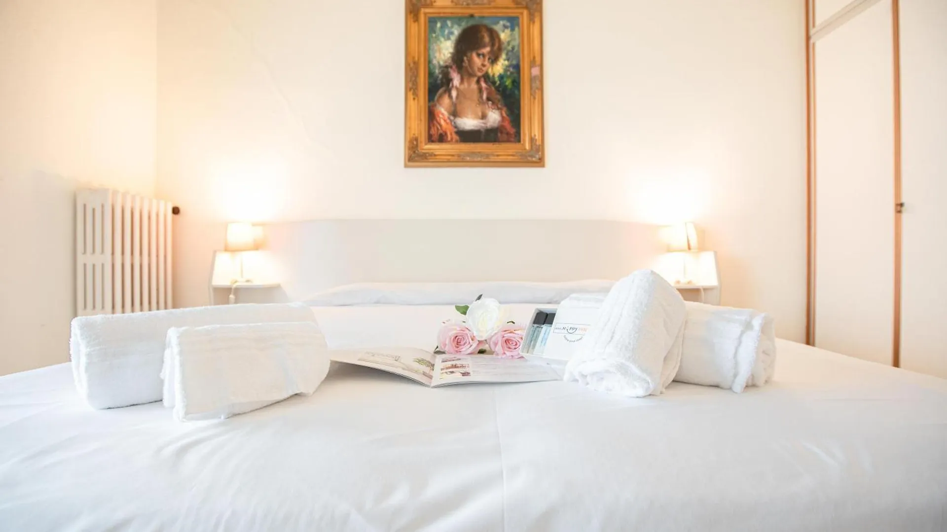 Paradiso Al Mare Shared Pool - Happy Rentals Diano Marina